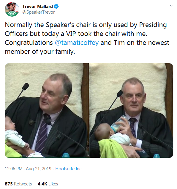 前有总理“带娃开会”,新西兰议长现在边主持边给孩子喂奶(图3)